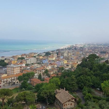 Casa di Mary Apartment Grottammare Bagian luar foto