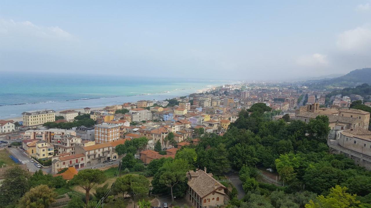 Casa di Mary Apartment Grottammare Bagian luar foto